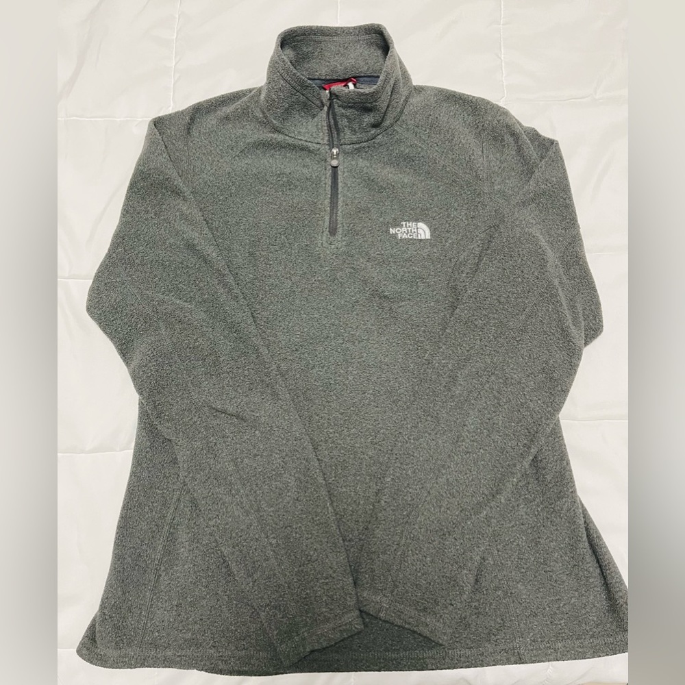 The North Face Polartec Classic Women’s Fleece 1/4 zipper size Small
